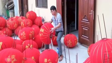 紅九州對(duì)聯(lián)工藝品廠 以匠心傳承文化，用巧手雕琢吉祥